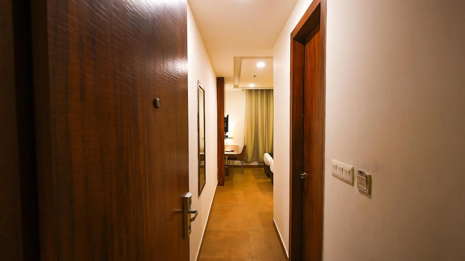 Dazzling Ξενοδοχείο Agra  4*, Agra (Uttar Pradesh)