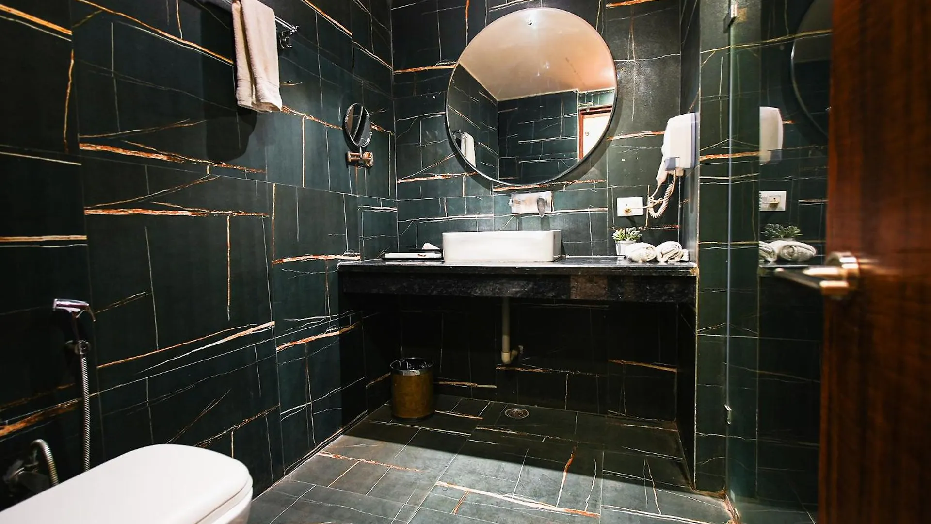 Hotel Dazzling Agra  4*, Agra (Uttar Pradesh)